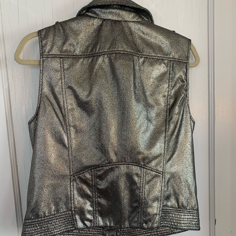 BCBGeneration Silver Vest - Picture 4 of 4